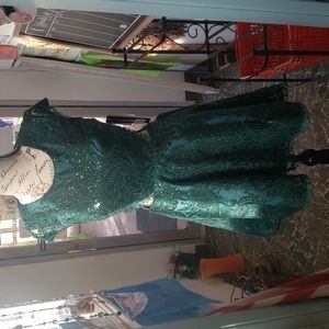 Emerald green sequin prom formal gown My Michelle size 3